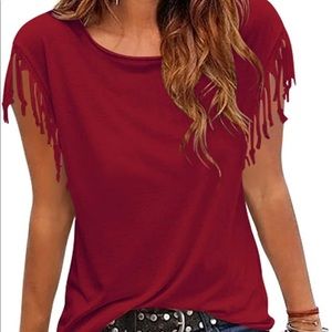 T-shirt with fringe sleeves